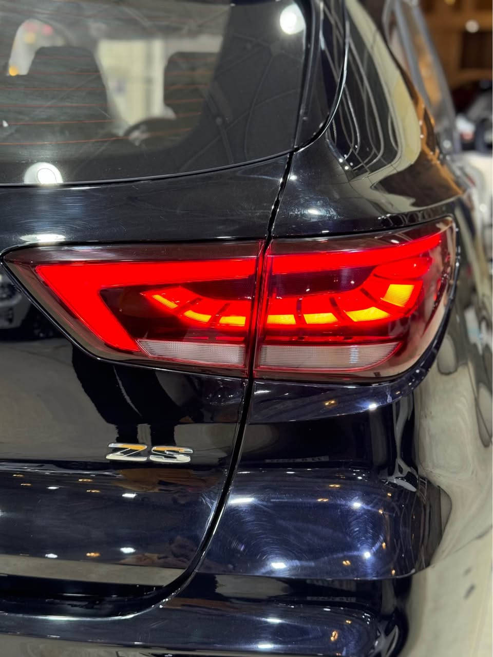 Mgzs 
2025 
زيرو 
ضمان 6 سنواات او 200 الف كم 
بصمه 
دخول بصمه
لايت بكلايت لد 
شاشه كامره 
حساس خلفي 
كروس مثبت سرعه 
للاستفسار 
*********** 
فراس الحسناوي بغداد, العراق
