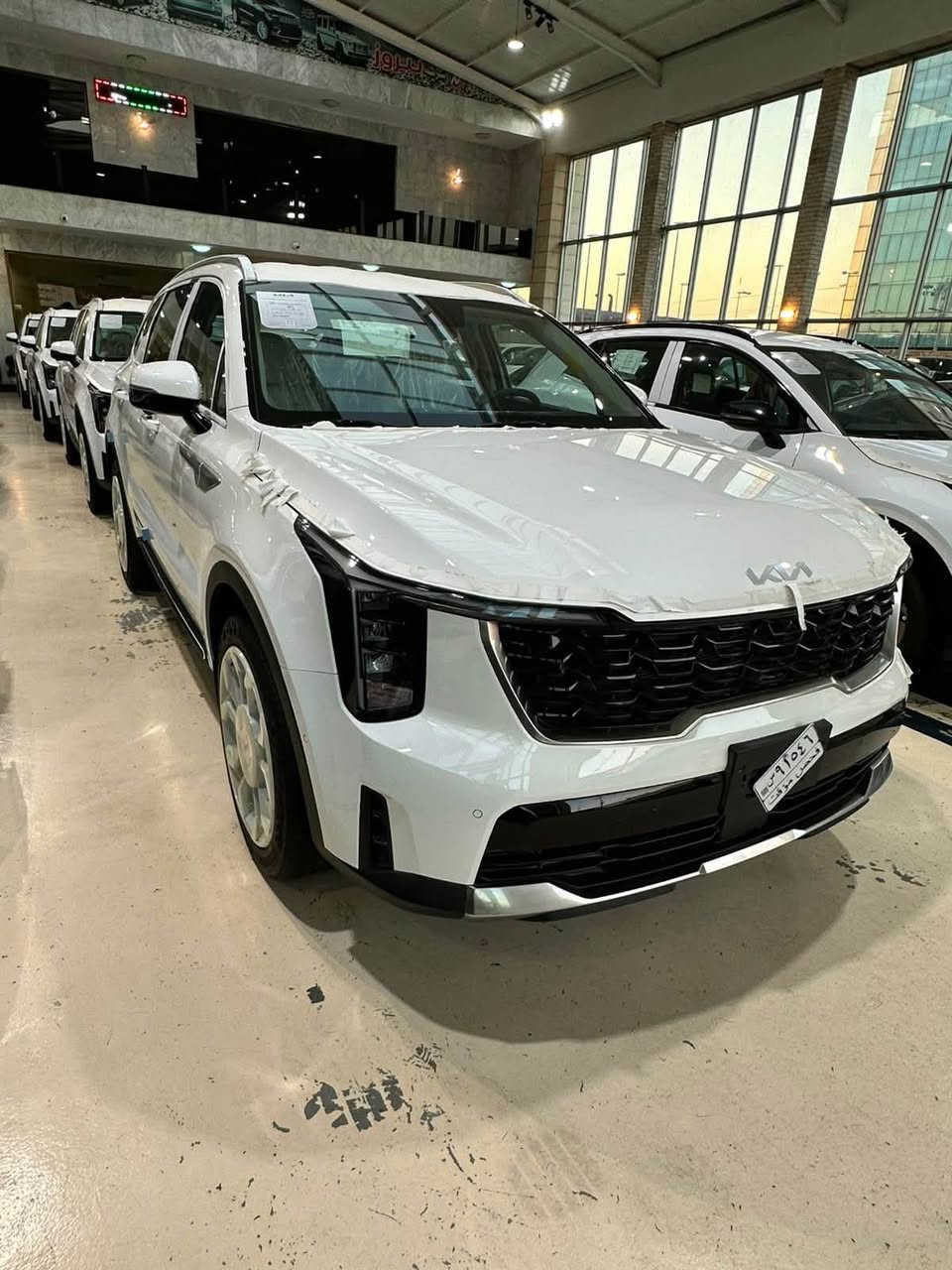 🔥🔥الأسعار يمنه 🔥🔥54.500مرقم بغداد لوحه وسنويه فول مواصفات مكان بغداد معارض النهضه شركه نيروز ***********
