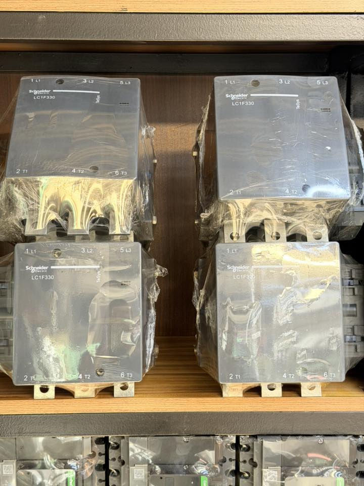 معرض الـ نور

متوفر لدينا جميع المنتجات الكهربائية 

 Schneider      —-   Abb  

قاطع هوائي، كوندكتر، جوزة، أيرث ليكج، ستارتر 

جديد وبضاعة خارج الكرتون
(مستعدين لتجهيز كافه دوائر الدولة )

للاستفسار الاتصال أو المراسله والاتصال عله الرقم 
*********** 
 أو زورونا في موقعنا الكائن بغداد الشورجه عكد النصارة
يتوفر توصيل لجميع محافظات العراق
