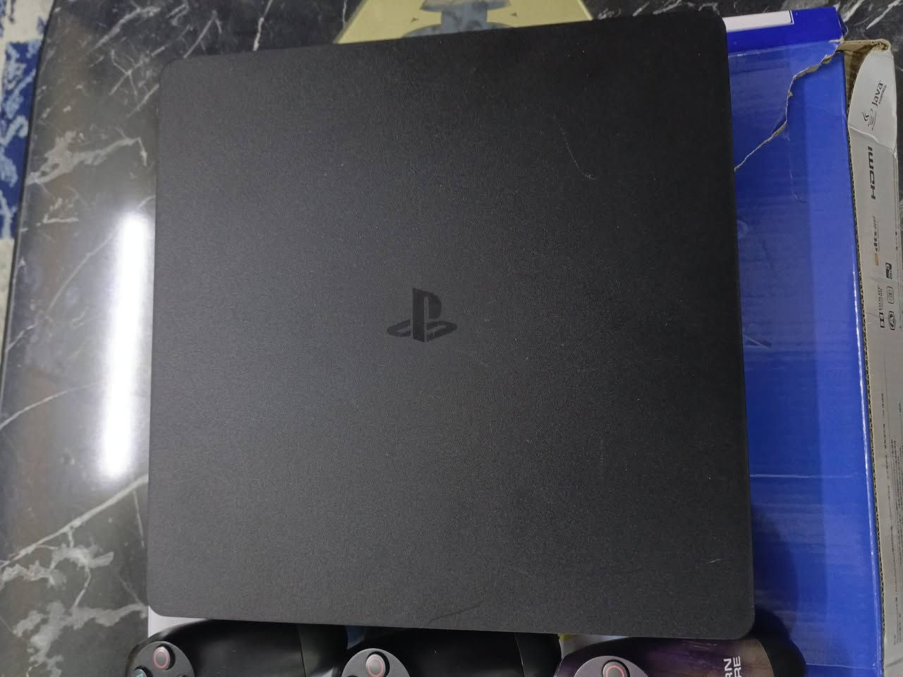 #مكلف بالنشر
السلام عليكم ورحمة الله وبركاته...جهاز بلي فور نظيف لوك ستيكر محتويات كامله عالفحص مع ثلاث يدات اصليه مع جهاز يوبي اس 12V سعر جهاز البلي مع اليوبي اس 350ألف دينار وبيه مجال.

للأستفسار الأتصال على الرقم أدناه👇👇

‏‪***********‬‏

العنوان:-الخالديه_حي الشهداء
