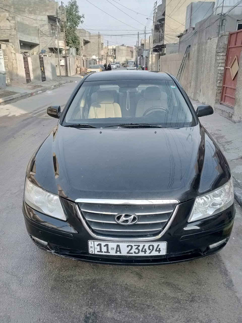 السلام عليكم سوناتا موديل 2009 وارد أمريكي 2400gdi رقم بغداد باسمي الجاملغ الامامي عكس السايق مبدل ما واصله الغد مصبوغة عام اثر جراد العنوان بغداد السعر 105 وبيها مجال رقم الهاتف:***********
