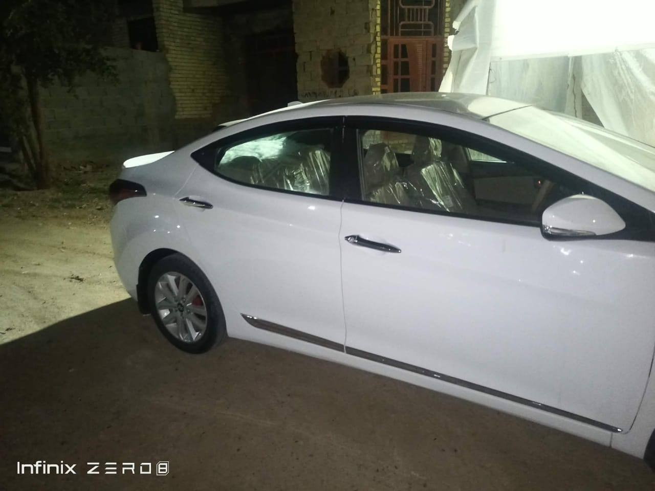 السلام عليكم
للبيع النترا 2015 رقم بابل مكينة 1800 خليجي ، ضررها (متجايه ومصبوغه عام ) السنوية ساقطة 
السعر 85 وبيها مجال 
المكان انبار الفلوجة 
**مكلف بالنشر**
***********
