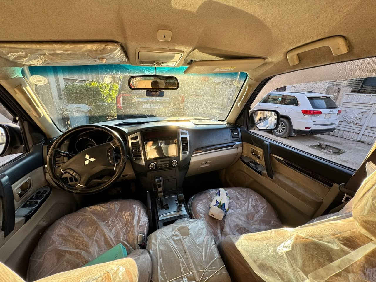 باجيرو 16  مكفوله
السعرر. 155
***********
