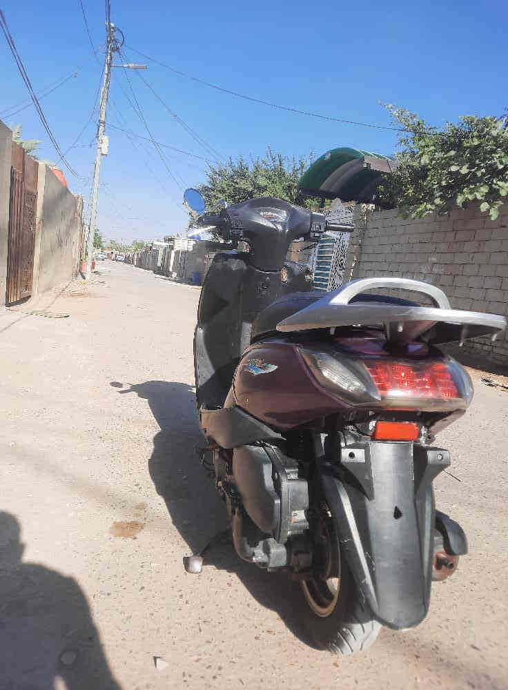 السلام عليكم دراجه للبيع حيل نظيفه نقص ما بيها مجواز على بيعتها السعر ب 450لدراجه ما مفتوحه كفاله عامه متواجد على الماسنجر وعلى رقم الهاتف***********
