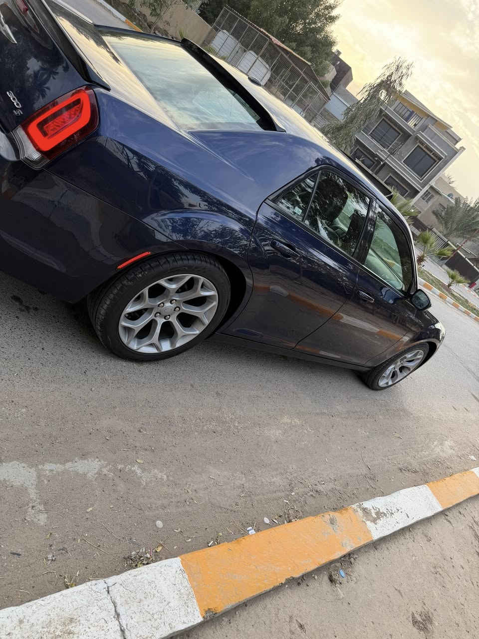 سلام عليكم
اوباما  S300 بجم عريض 

موديل ٢٠١٧
السيارة فول مواصفات ١/١

اللون  نيلي 
محرك v6 3600

السيارة جديدة بكل معنى الكلمة
ماشية 76

رقم بغداد 

مواصفات 
*بصمة
*تشغيل عن بعد
*كامره خلفي دوارة
*حساسات خلفية
*اشاير جانبي
*سماعات بالصندوق بيتس
*بانوراما
*كشن جلد
*كشن كهربائي سائق
*كشن كهربائي السكن
*هيتر كشن 
*ويل كب ٢٠ 
*شفتات استيرن
*شاشه جبيرة 
*اسبايدر خلفي
*لايت زينون امامي 
*السيارة  وارد كندى كفالة  بدون فتح السياره مابيها دواخل لا شاصي ولا لغد بدون اي نقوصات السياره 

سعر ٢٣٧$ ورقة 

المكان بغداد

ممتواجد عل فيس الاتصال بالرقم 
*********** هذا بي واتس 
***********
