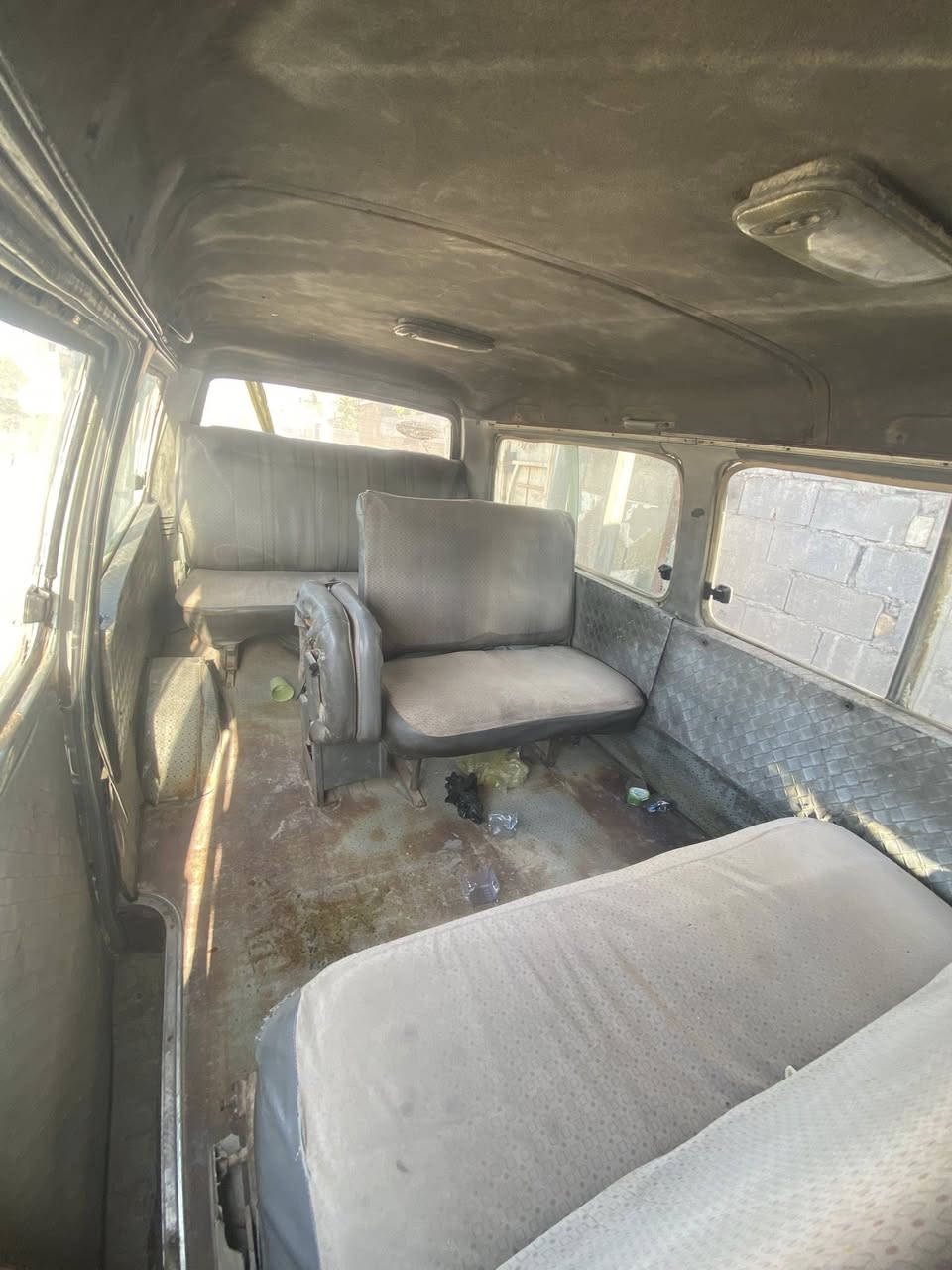 كيا بستا 1993
رقم بصرة
سياره بأسمي
كير ومحرك نضيفات 
سياره ماتحب العطل
السعر (22)وبيها مجال بسيط
وذا عندك مراوس مومشكله
الرقم ***********
موجود واتساب
