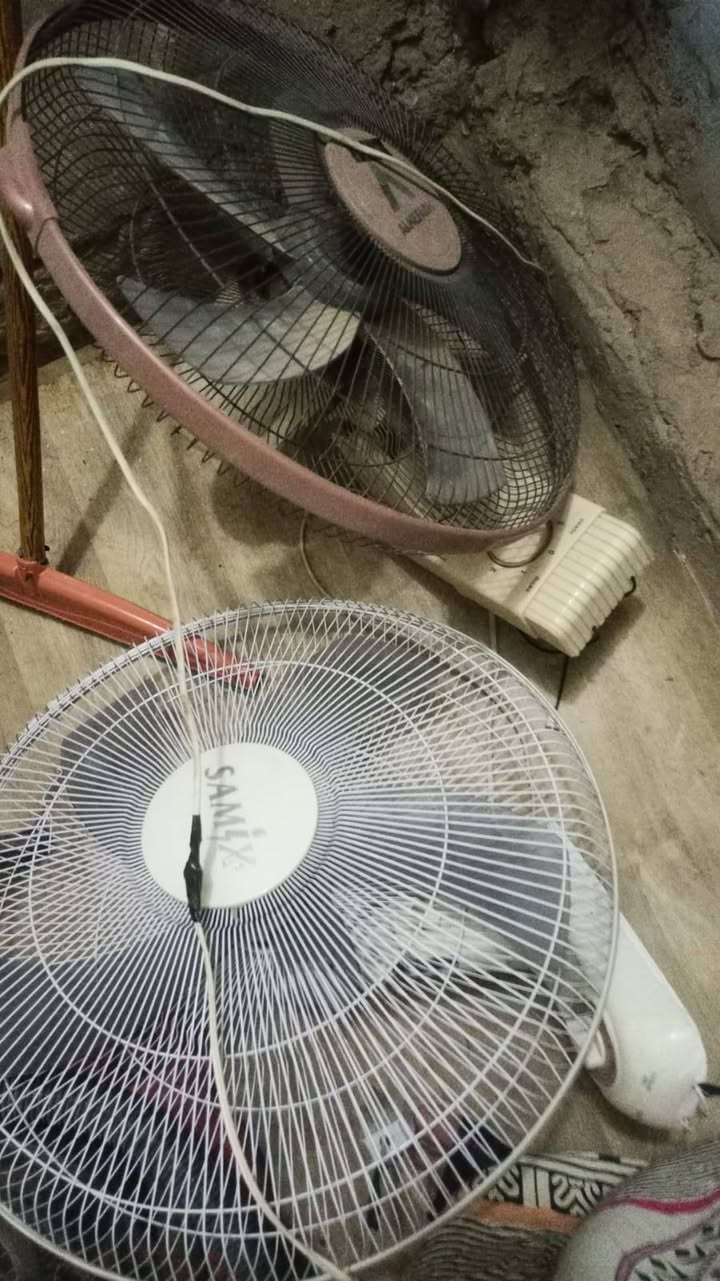 بنكات جداريه عدد 5 هندي درجه اوله الوحده ب20 الف قفل
***********
