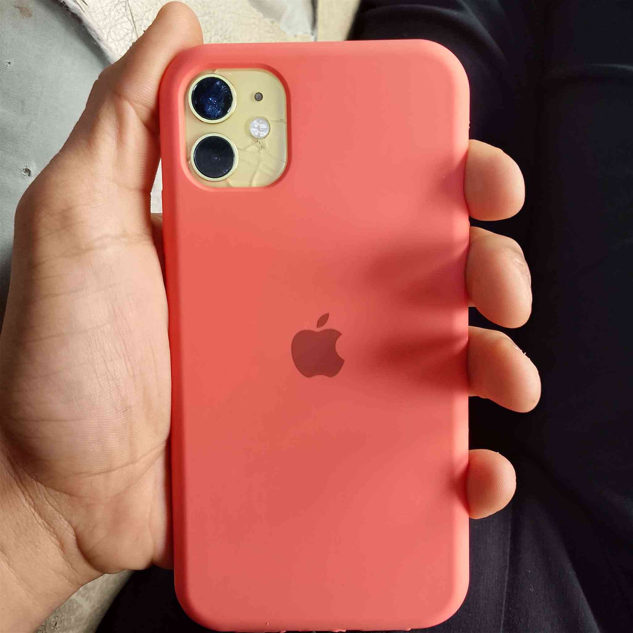 السلام عليكم
آيفون ١١

ذاكره ١٢٨

بطاريا ٧٣

مبدل شاسه من جهاز ل جهاز فيس ايدي شغال 

جهاز وترر وترر 

سعر ٢٠٠ وبي مجال 

مرواس اكو شعندك نزل 

رقم ***********
