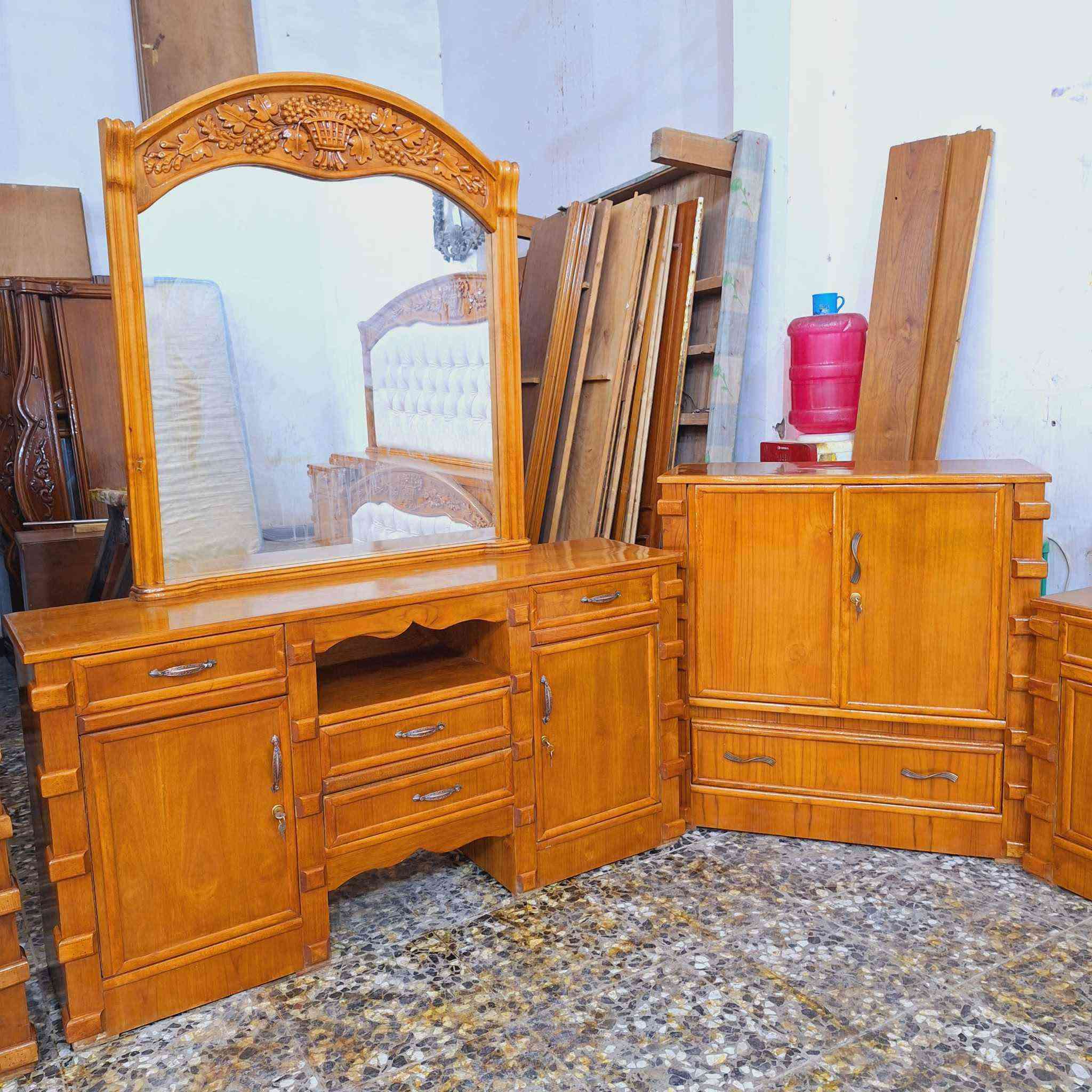 مليون وربع بغداد ويوجد توصيل محافظات


**إذا كنت صاحب هذا الإعلان وتريد حذفه لأي سبب، رجاءا أرسل رسالة إلى الدعم الفني**