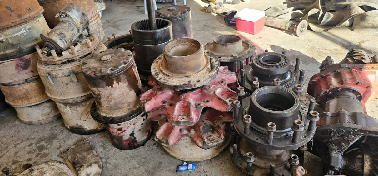 غراض مان بوذ للبيع 
اكسن 
فرندكسن
راديتر
كير
احجام ورگ
كاردنات
جعموقه ستيرن
جعموقة اكسن
عنوان ديالي شهربان منصورية
رقم هاتف***********
