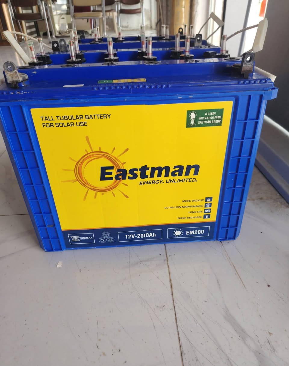 بطاريات العدد 2 اميرون حجم 230امبير
بطاريات عداد4ايستمان مشتفلات سنه ونص
سعر 140
***********
