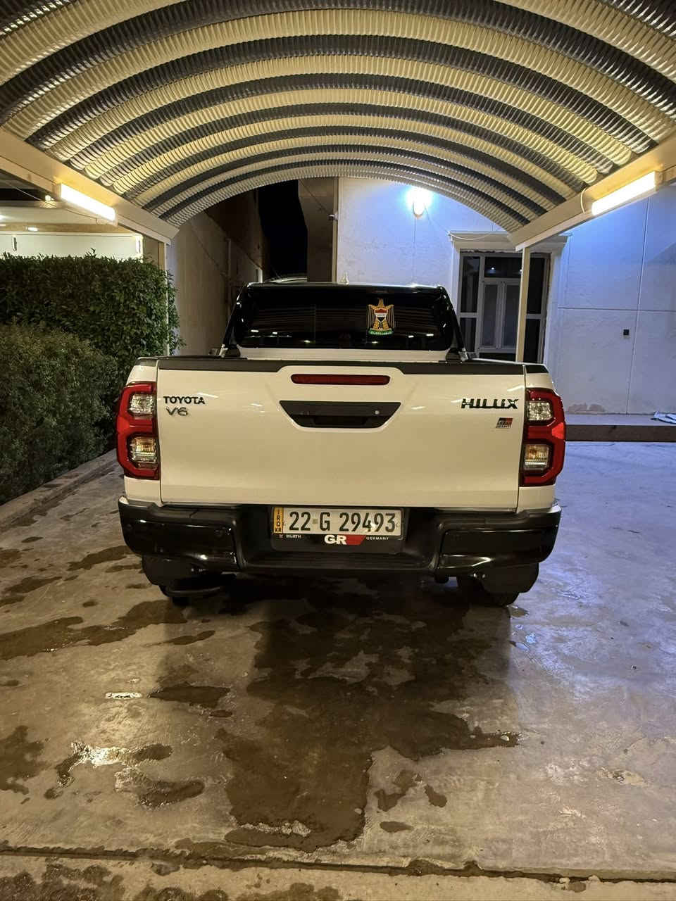 هايلوكس GR موديل 2024 سعودي الشركة ماشيه 50 الف موصفات ال GR معروفه السعر 385 وبي مجال مكاني الرمادي للاستفسار ***********
