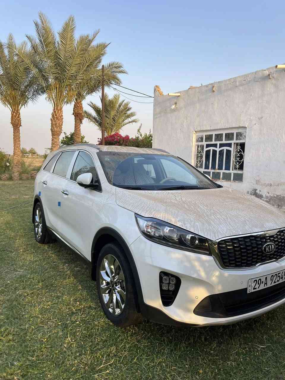 كيا سورنتو 2018 خلييجي
كفاله عامه ماشيه 60 أصل 
محرك2400 دووش 
7 راكب تبريد 3 قطع 
مابيها كل نقص 
***********
