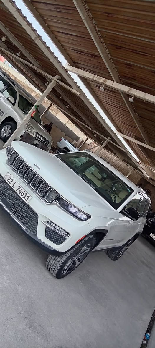 سلام عليكم جيب 2023 خليجي فول على نانو 
مكاني البصرة معرض الرفدين 
للاستفسار *********** 
السعر 410
