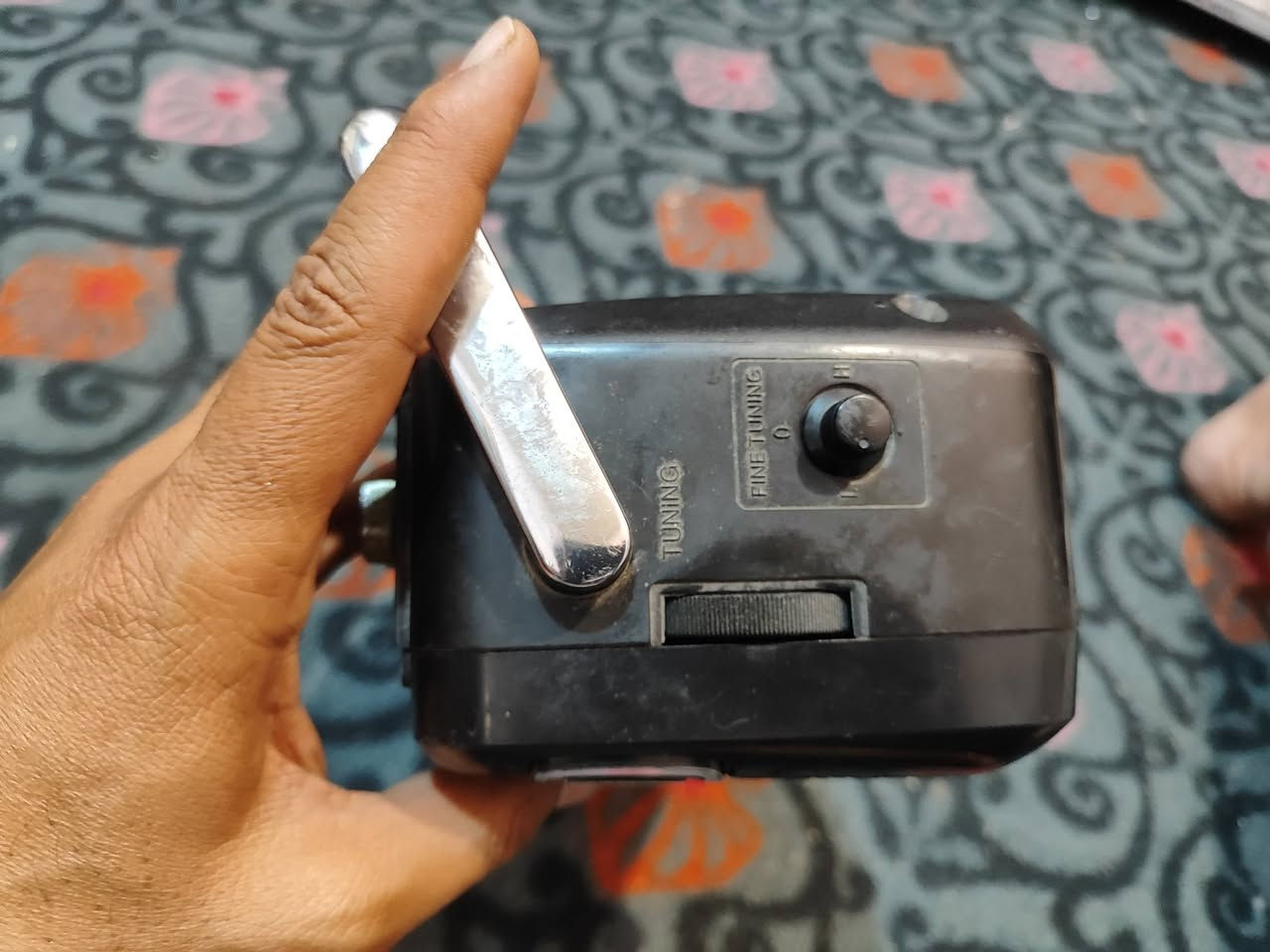 بانيسونك ماليزي بلاد راديو مسجل للبيع شغال بي مشكلة لان متروك المسجل مرات الكاسيت مايطلع سعره ٣٥ الف عنواني بصرة


**إذا كنت صاحب هذا الإعلان وتريد حذفه لأي سبب، رجاءا أرسل رسالة إلى الدعم الفني**