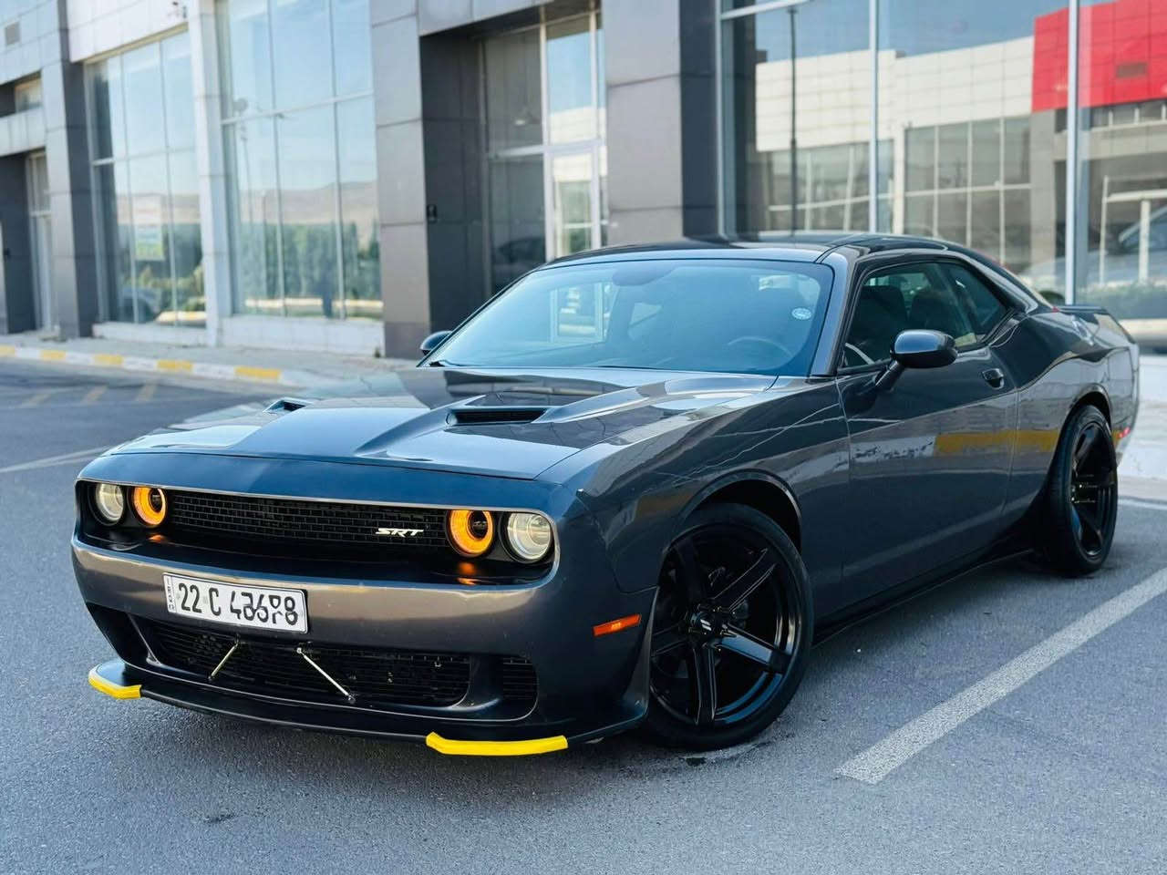 ﷽
                            DODGE CHALLENGER 2016 SXT
دوج جالنجر موديل 2016 SXT
لون ( نفطي )
_____________________________________
مكان🌆: سليماني               سعر💵: 136$🔐قفل 🔥
تليفون📲: *********** /// ***********
_____________________________________
▫️محرك V6 3.6L سته سلندر
🔹كير و محرك بشرط مامفتوح
🔹بدون صوت و بدون صرف و بدون خلل بشرط فحص

▫️سيارة محدث هيلكات دعامي و ويل لاحيات 🔥
🔹سيارة ( بيها تلات قطع صبوغ )
🔹سيارة حيل حيلوة جديد و نظيفة

▫️مواصفات
( بصمة - شاشة كبير - گير ماوص - كشن كهربا - شغال - لايت ليد - زينون - ڤوليوم - تحديد سورعة - بعد )

◽️اربع تايرات و ويلات جديد ويل هيلكات
🔹سيارة شرط بدون اى نواقص گير و محرك و حدادي و كاهرباى كل بشرط
سنوية و رقم و هزة جديد سنوي بأسمي 
🔹تحويل غرامة بشرط 
____________________________________ السليمانية, العراق
