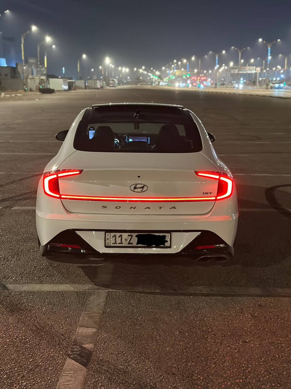 السلام عليكم 🫡 
سوناتا - 2023 
رقم بغداد - باسمي 
موصفات - 1/1 فول 
ماشيه - 27 مايل 
سياره احلا من الصور كشر صافي ونضيف 
حادث السياره بنيد و جاملخ وباب بيه بارد 
مكان السياره ((((( كربلاء )))))
الـسعـر 168 وبيها مجال 
0772 3793 166
