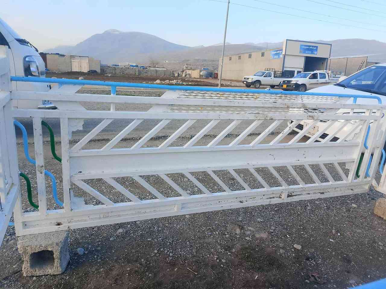 چەمچەی کیا ٤٠٠٠خاوێن
ژمارەی مۆبایل ***********
