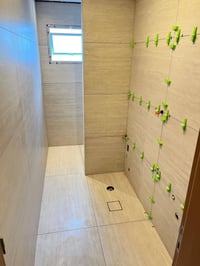 شغل درجئ.اولئ تجي شوف بعينك جداري 8 ارضي 07763447804