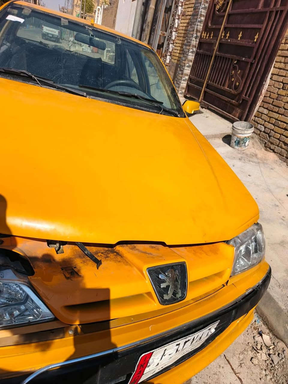 سلام وعليكم عندي سياره البيع بيجو باص مديل 2018 مكينه شغاله كير ما بي شي كله شغاله رقم ذي قار راعيه بل ناصريه سنويه 2028 مكاني حي جامعي ***********
