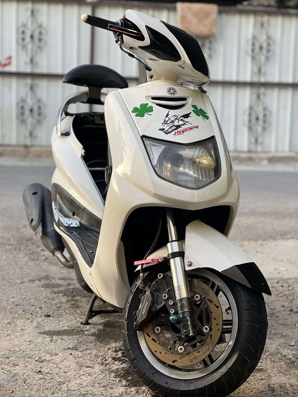 سلام عليكم سكنز للبيع الدراجه كدام عينك مو تجيني اتكلي اشبيها كلشي مابيها المكينه اتخبل تجي تفحص #وغراض كدام عينك بيها شغلات #تجاري وبيها #اصلي وذني الكلجات مو وياها ناشر الكلجات مالتهن لصلنصه أم #الوزه شرط بيها #ويل كب #نجمه مفتوحه اصلي مكان الدراجه بغداد بياع حي الرساله الاوله الولد بعد ما اسولف انصبه اسولف السعر خاص 
ولحد يكسر بيها صح نثيه بس ممقصره الله شاهد عليه


**إذا كنت صاحب هذا الإعلان وتريد حذفه لأي سبب، رجاءا أرسل رسالة إلى الدعم الفني**