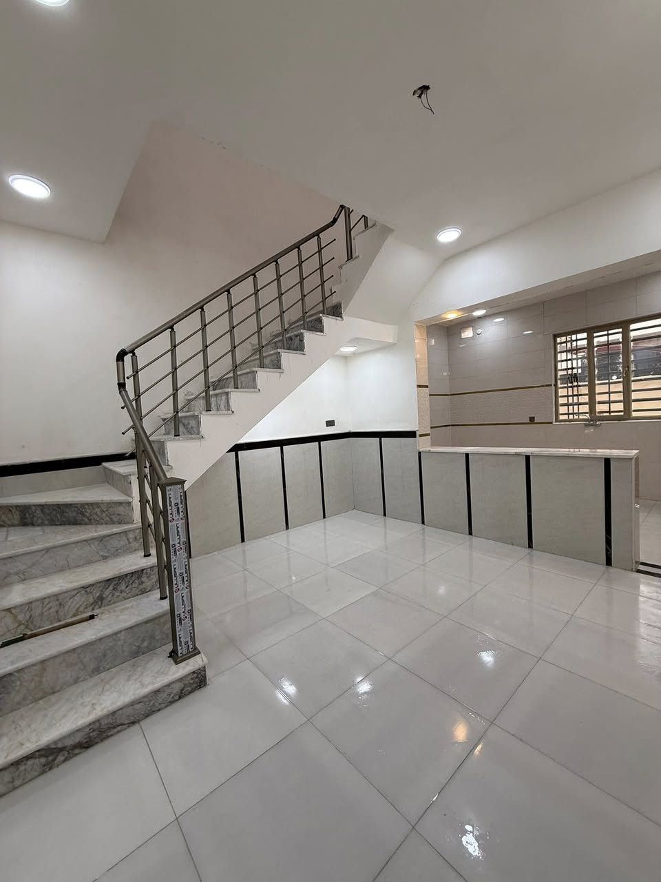 اللهم صل ع محمد وال محمد
الدار للبيع في مغربه الشيشان الثانيه المساحه 112 ونص متر ركن بناء حديث درجه اولى للاستفسار والاتصال مباشر صاحب العقار 
***********
