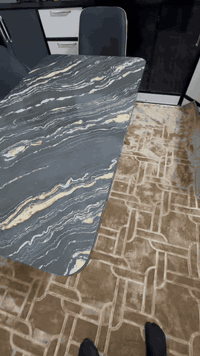 ميز طعام للبيع سعره 100 وبي مجال العنوان بغداد البلديات الرقم 07708354...