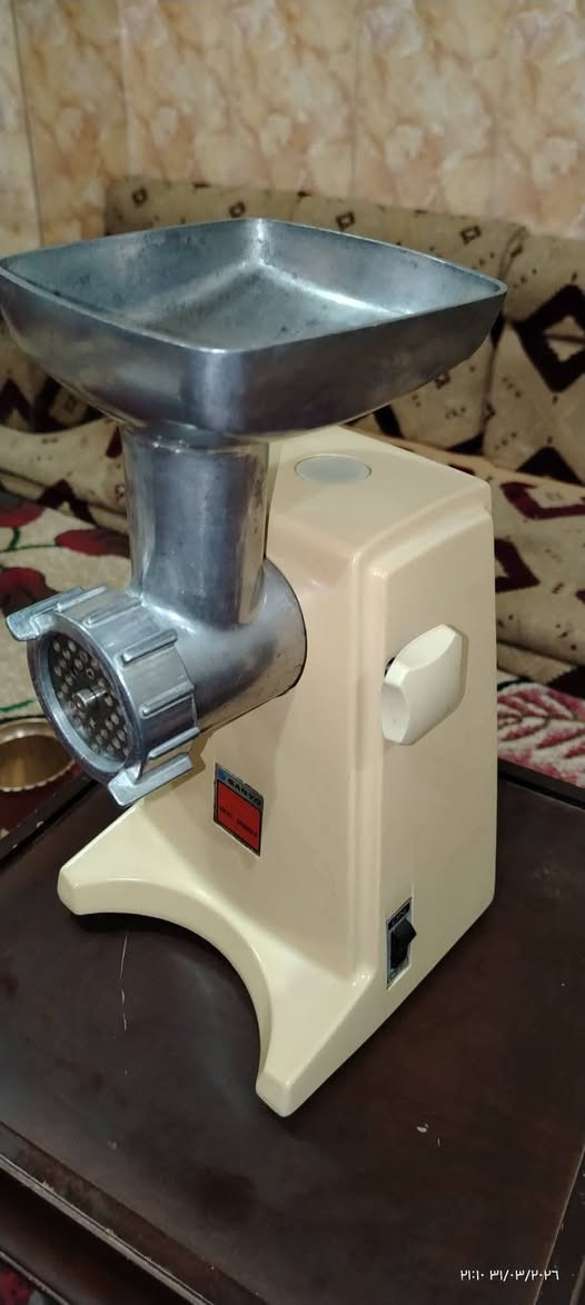 مثرامة لحم سانيو يابانيه نظيفة جدا جدا السعر ٣٠ الف بلاش


**إذا كنت صاحب هذا الإعلان وتريد حذفه لأي سبب، رجاءا أرسل رسالة إلى الدعم الفني**