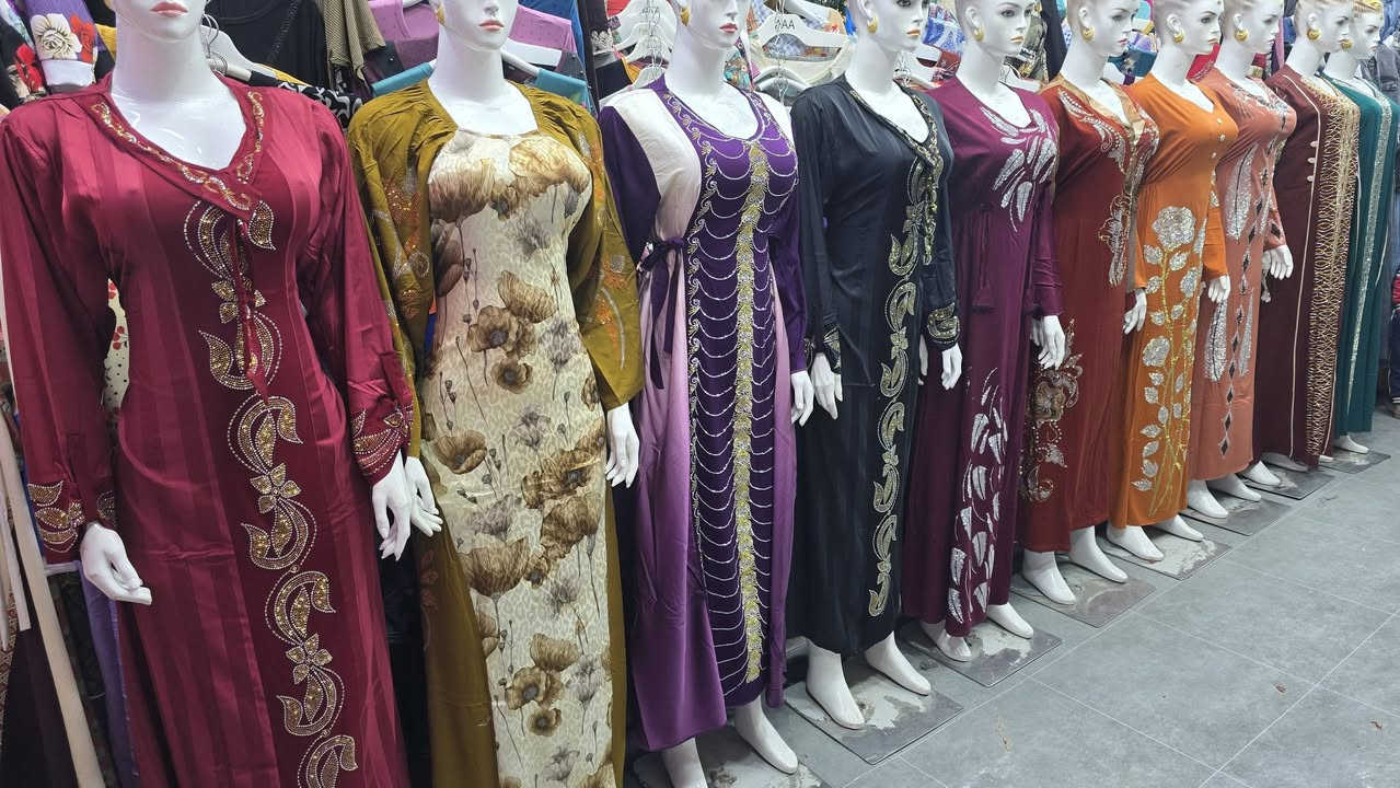 اللهم صل على محمد وآل محمد 💗💗💗💗
((إِنَّ هَٰذَا لَرِزْقُنَا مَا لَهُ مِن نَّفَادٍ))🌸🌸🌸🌸
يوجد توصيل لكافة محافظات العراق 🇮🇶 
مجمع بركات ام البنين 💗
سده الهنديه قرب عياده دكتوره ورقاء 🌸🖇️
ملابس نسائية 🦋🦋
اطفال 🧚🏻‍♀️
ذهب برازيلي ✨💫
بكادر نسائي 🪐⚡️
اهلاً وسهلاً بكم❤️‍🔥❤️‍🔥.


**إذا كنت صاحب هذا الإعلان وتريد حذفه لأي سبب، رجاءا أرسل رسالة إلى الدعم الفني**