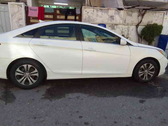 السلام عليكم 
سوناتا  أمريكي موديل2011
كير ومحرك شرط 
عنوان شرقاط 
تواير جدد صدر جديد تبريد ثلج رقم نينوى الماني
تحويل شرط 
ضرر جاملق امامي بس بدون دواخل شضاية بسيطة بالسقف ثلاث
السعر 105 وبيها مجال للطيبين 
الرقم ***********
