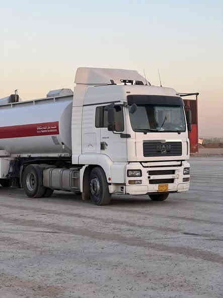 مان البيع تانكر مربوطت محرك ٤١٠ مؤديل ٢٠٠٤ گير عادي  مكان كةلار 
***********
