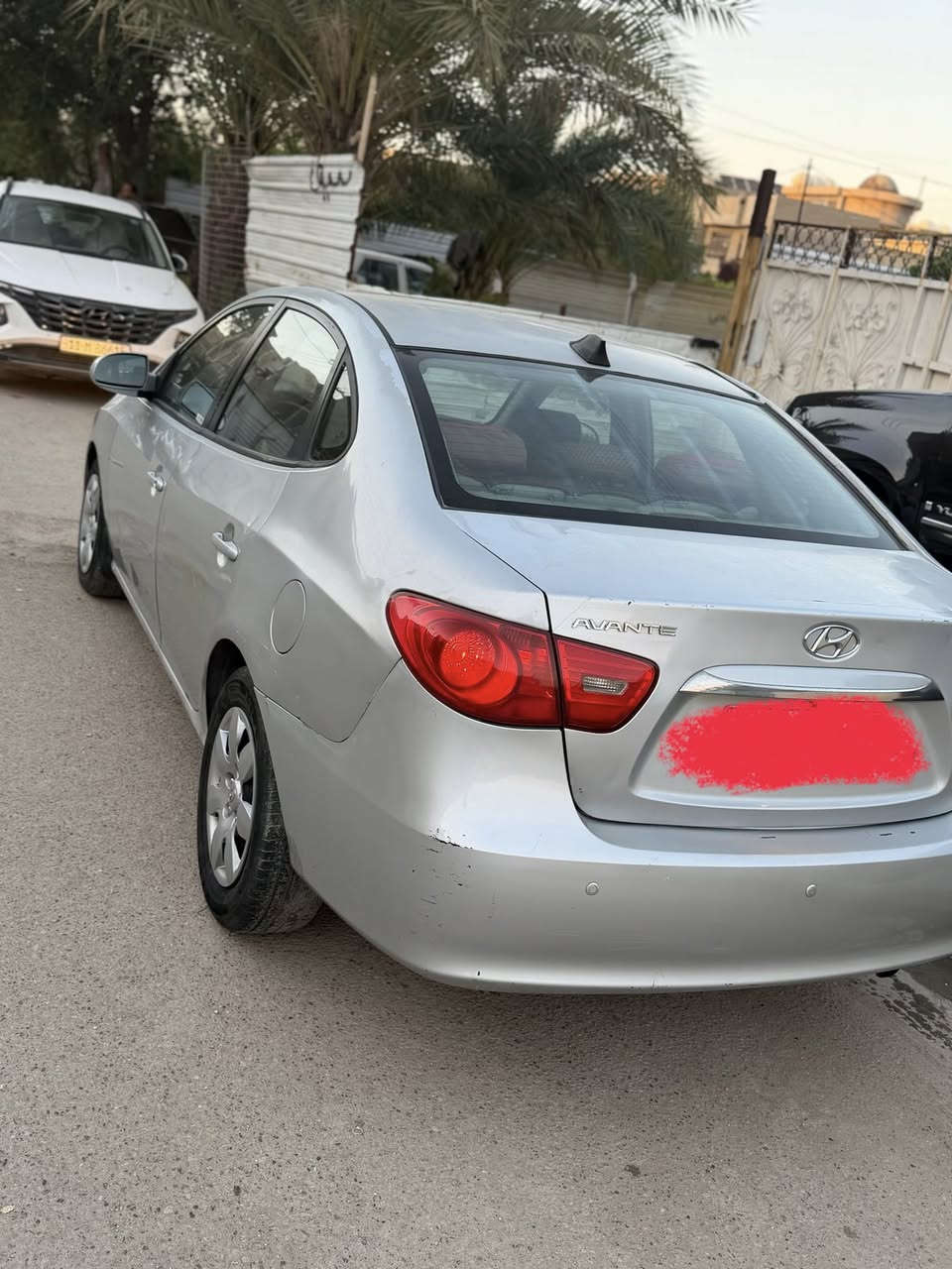 للبيع هونداي النترا 2010 
للبيع بدون ارقام. عابرها التسجيل  يعني ما تسجل 
ابيعلك كلك. 
مكينة 2000
كير مكينة مكفولات 
بيها صبغ مكانها ابيعلك كوم حديد 
سعرها 38 بيها مجال بسيط مكاني بغداد 
حي النصر 
***********
