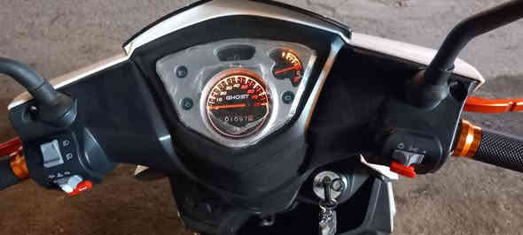 دراجه سكنس مكينه  ياباني بلادي صارلها ٤ ايام طالعه كلها بلادي لدات اشاير كلها شغاله وصل معرض موجود وبعدها بحاله المعرض هاتف ***********
