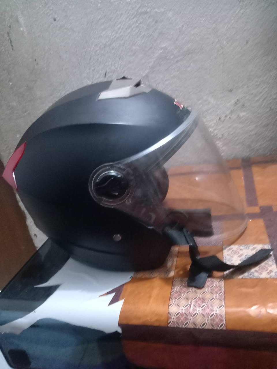 خوذه للبيع جديده ب 25 وبيه مجال مكان كوت


**إذا كنت صاحب هذا الإعلان وتريد حذفه لأي سبب، رجاءا أرسل رسالة إلى الدعم الفني**