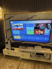 شاشة ٦٥ • فول اتش دي • نظيفة جداً