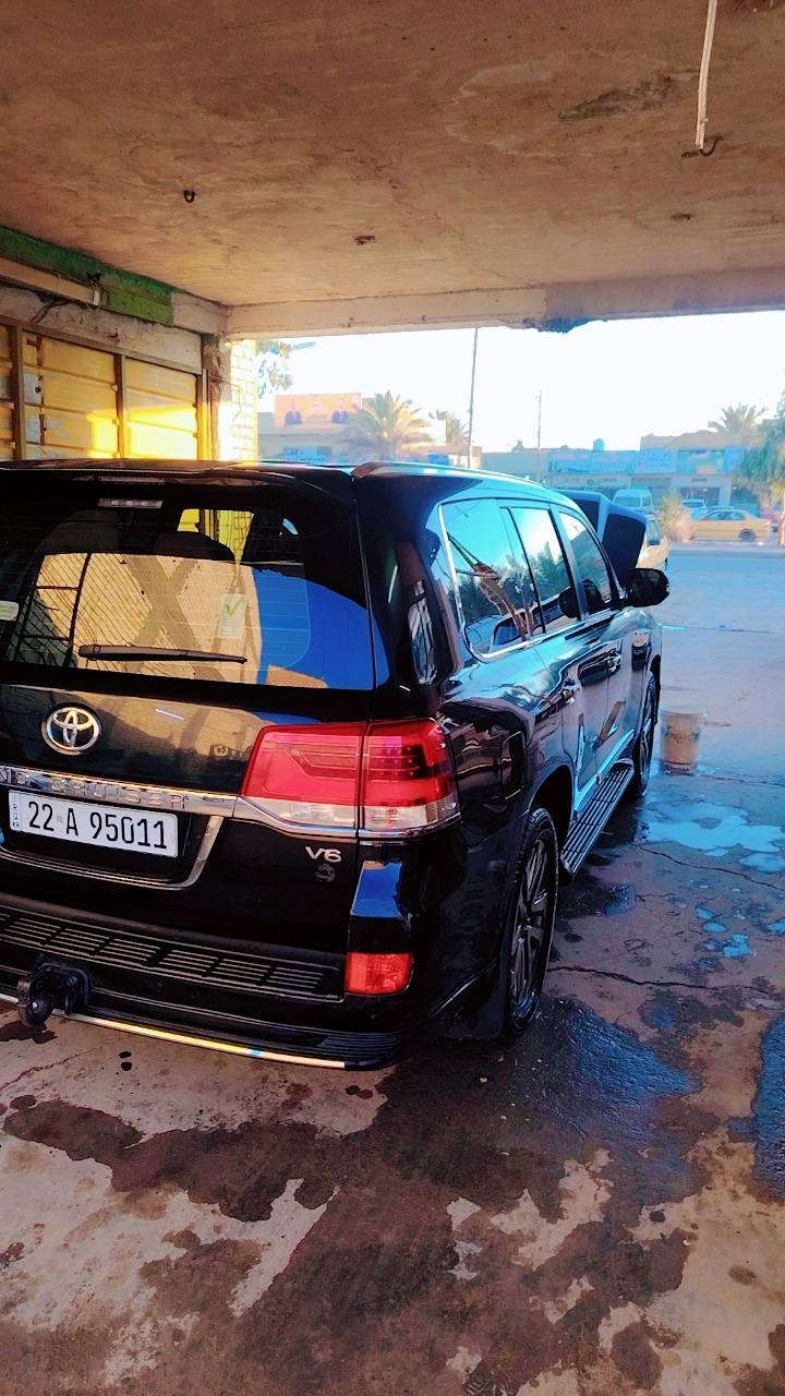 موديل ١٧  ساز أربيل سياره خير من الله تخم تاير جاهزه مكاني بغداد بيه طخه قليله بجاملغ أيسر بارد حك الاربع أصابع ولباقي مكفول  سعره ٤٥٠ يعني ٤شدات و٥٠ رقه  ***********
