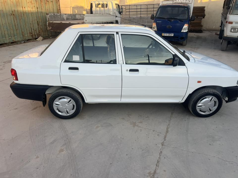 سلام عليكم سايبا موديل 2025 زيرو ماشية 1967 كيلو بيه طخة صغير كلش فوك البكلايت الخلف السايق فقط باقي مكفول ع وضع الشركة بسمي تحويل ثاني يوم السعر 76 ورقة عنوان بغداد الشعب اخوان الشراي يتصل ع رقم وبي وتساب همين 
***********
