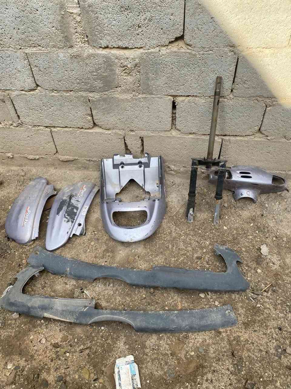 كفرات اصلية وماشة بلادية مال تفصيخ للبيع السعر 25 قفل 
للاستفسار ***********
