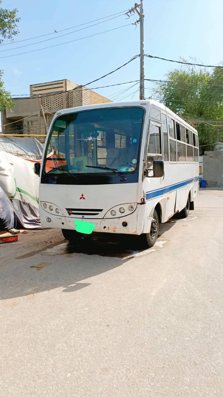 سلام عليكم 
باديا مسبوشي سياره جاهزه مكينه كير حداديه تخم تاير كله جديد رقم بغداد نكليزي بسم والدي سنويه ل 31 سياره موجوده بل نجف للبيع فقط سعر 13 مليون و بيه مجال حك الجيه رقم ***********
