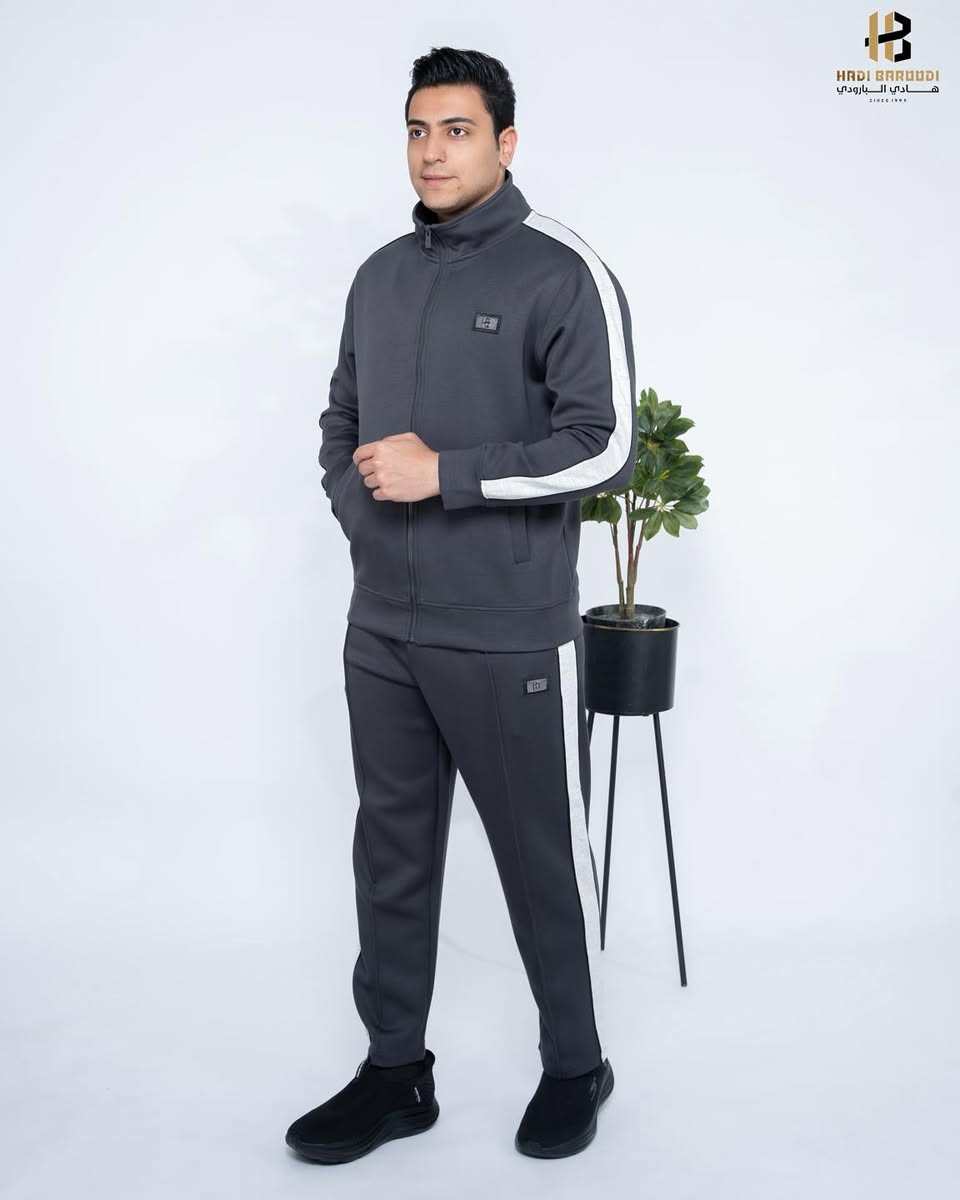 ⁨ ⁨ ⁨ تراك فخم بصيغة رسمية تعكس ذوقاً رفيعاً
تناغم في القصّة والتفاصيل يمنح حضوراً واثقاً
إطلالة راقية تليق بالمظهر العصري المتزن✅❤️
سعر التراك (49.000) الف
متوفر بالقياسات (- M - L - XL - XXL)
متوفر توصيل لجميع انحاء العراق 🌺
عنواننا — كربلاء المقدسة
الفرع الاول - شارع السناتر فرع بانوراما مول 
الفرع الثاني - شارع الجمهورية مجمع الكوثر
الفرع الثالث - الجمعية مول الحارث
للتواصل يرجى ارسال رسالة على الخاص او الواتس اب او الاتصال 
على الرقم ***********
***********
#أزياء_هادي_البارودي 
اهلا وسهلا بكم 🌺⁩⁩⁩⁩⁩⁩⁩⁩
