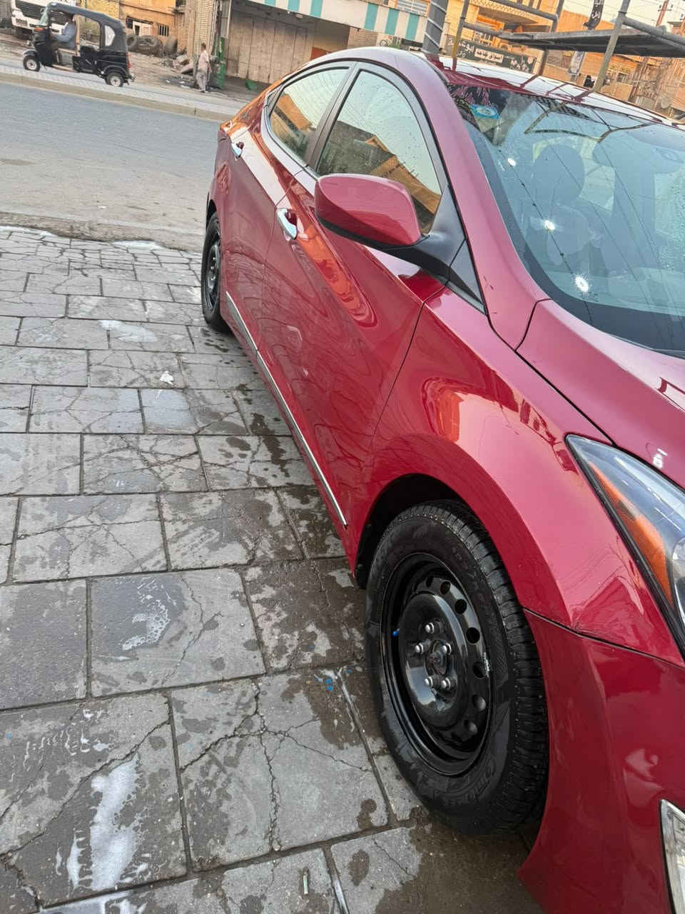 سلام عليكم النترا وارد امريكي موديل 2016 حادث خلفي كلش خفيف ليبل واحد بدونٍ تبديل سياره حداديه وصدر وباتري وكير ومكينه كله كفاله ما ناقصها برغي ماشيه. 125
عنواني بغداد شهداء البياع
السعر 115 وبيها مجال 

***********
