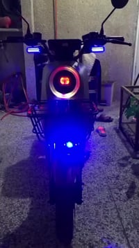 دراجة شحن R9 للبيع 5 بطاريات كبار  بيهة مشكله من اخليهة على الشحن الشا...