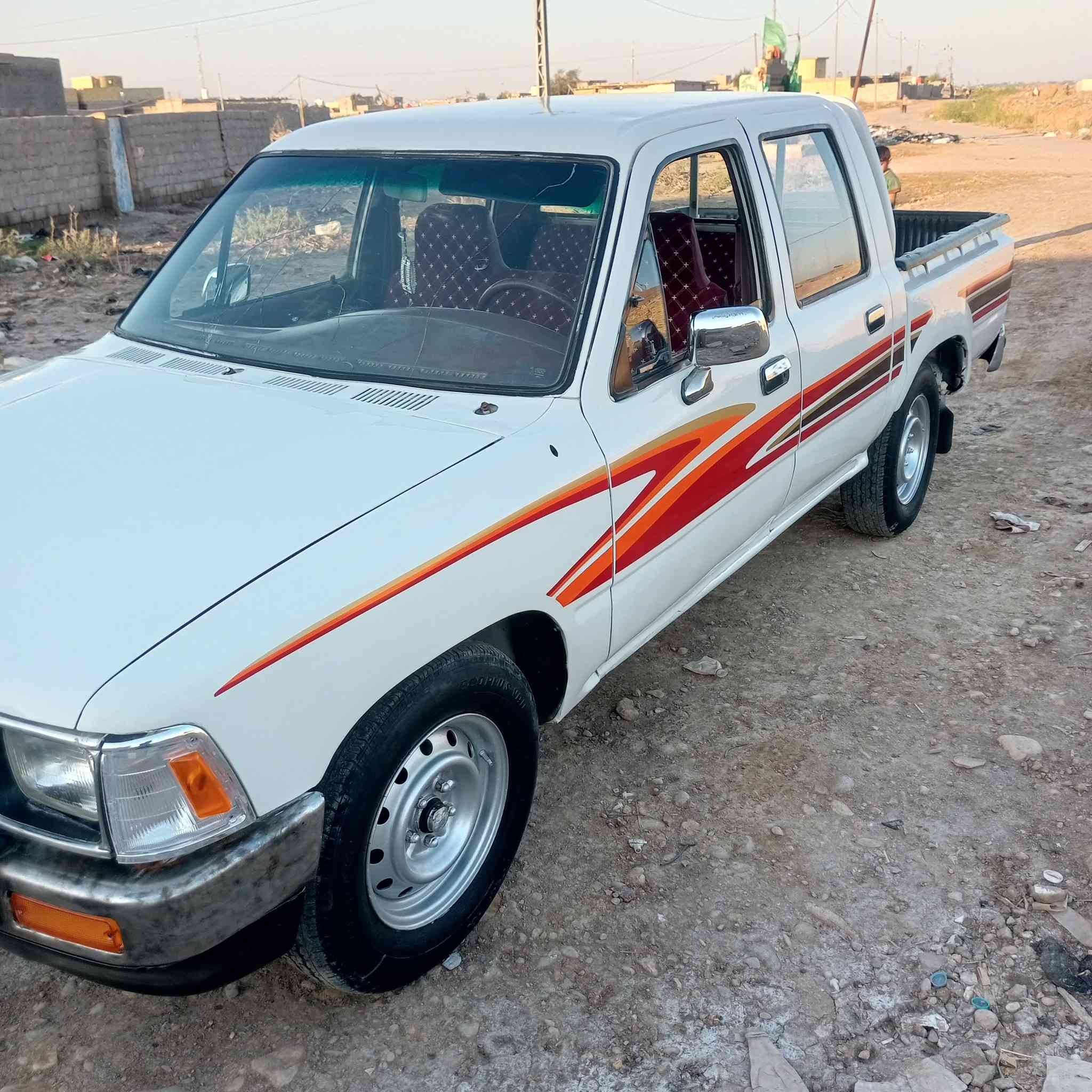 سياره بيكم موديل 92 رقم بغداد سنويه مجدد مشروع وطني مصبوقه للجماليه اثر جراد مكفوله من ظربه وشاصي مكفول ومحرك وكير سعر 55 ورقه تحويل مباشر مكان كوت مركز محافظه قرب مستشفى الكرامه ***********و***********
