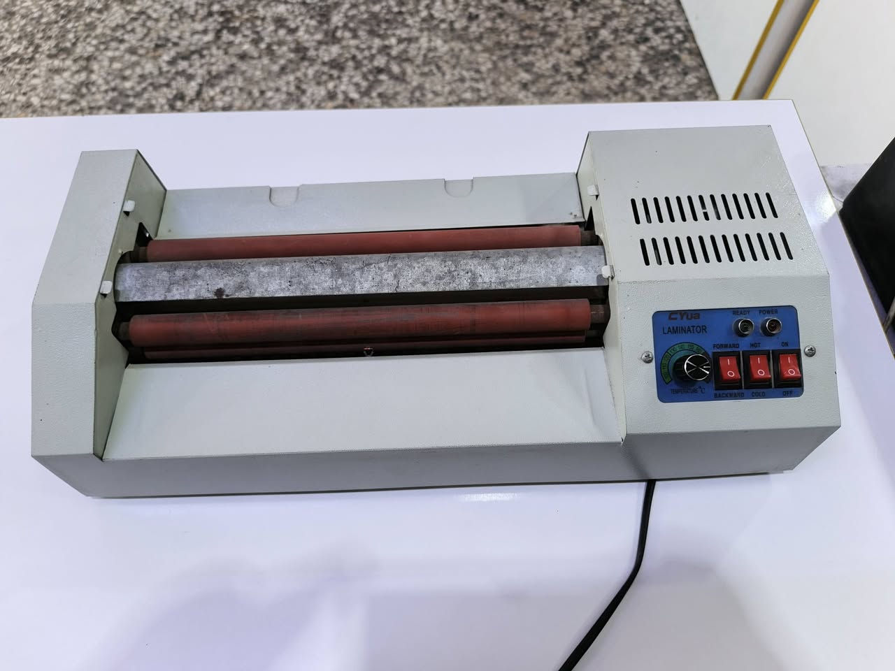 بصمه خطوط وجهاز كبس هويات للبيع
بعدهن جديدات شراي يراسلني سعرهن مناسب


**إذا كنت صاحب هذا الإعلان وتريد حذفه لأي سبب، رجاءا أرسل رسالة إلى الدعم الفني**