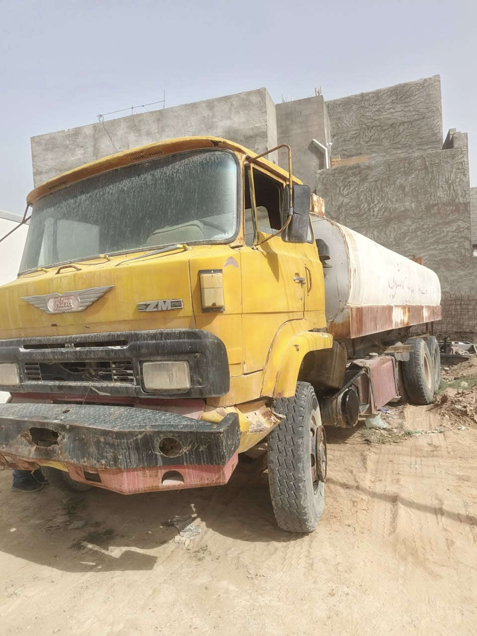 هينو البيع محرك وكيرسكانيه رقمه اصفرتاميم سياره شغاله سعر8 ملاين عراقي ***********
