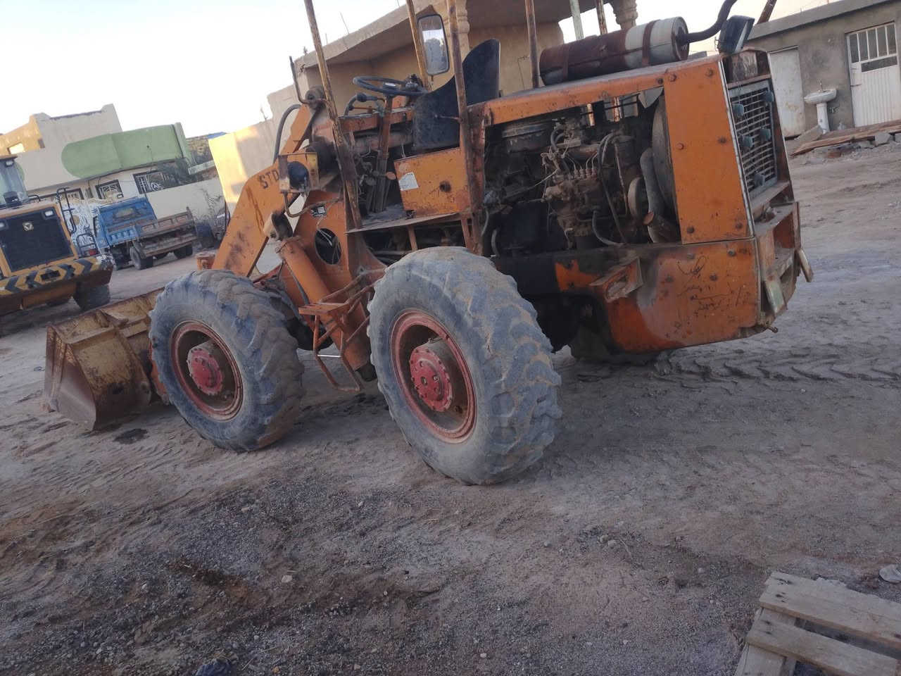 السلام عليكم شفل للبيع سعر 30 ورقه بيها مجال مكان قضاء رفاعي   ***********
