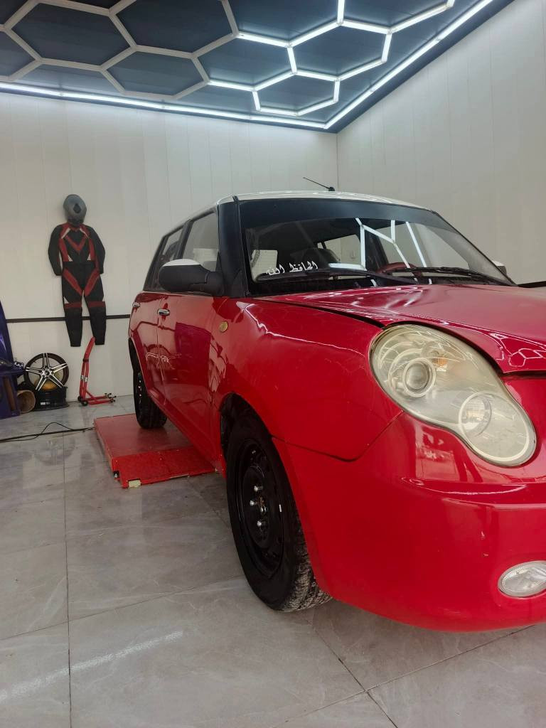 السلام عليكم ورحمة الله وبركاته للبيع سيارة ليفان 320بيها باب السايق والبنيد كلير فقط العنوان النجف الاشرف سيارة كير مكينه حداديه جديده بيها صوت بل باور مال لستيرن فقط وتبريدها نقصه كمبريسر والباقي كله جديد السعر 40 وبيها مجال قليل للشراي هاذا رقمي غير متواجد على الفيس *********** النجف, العراق
