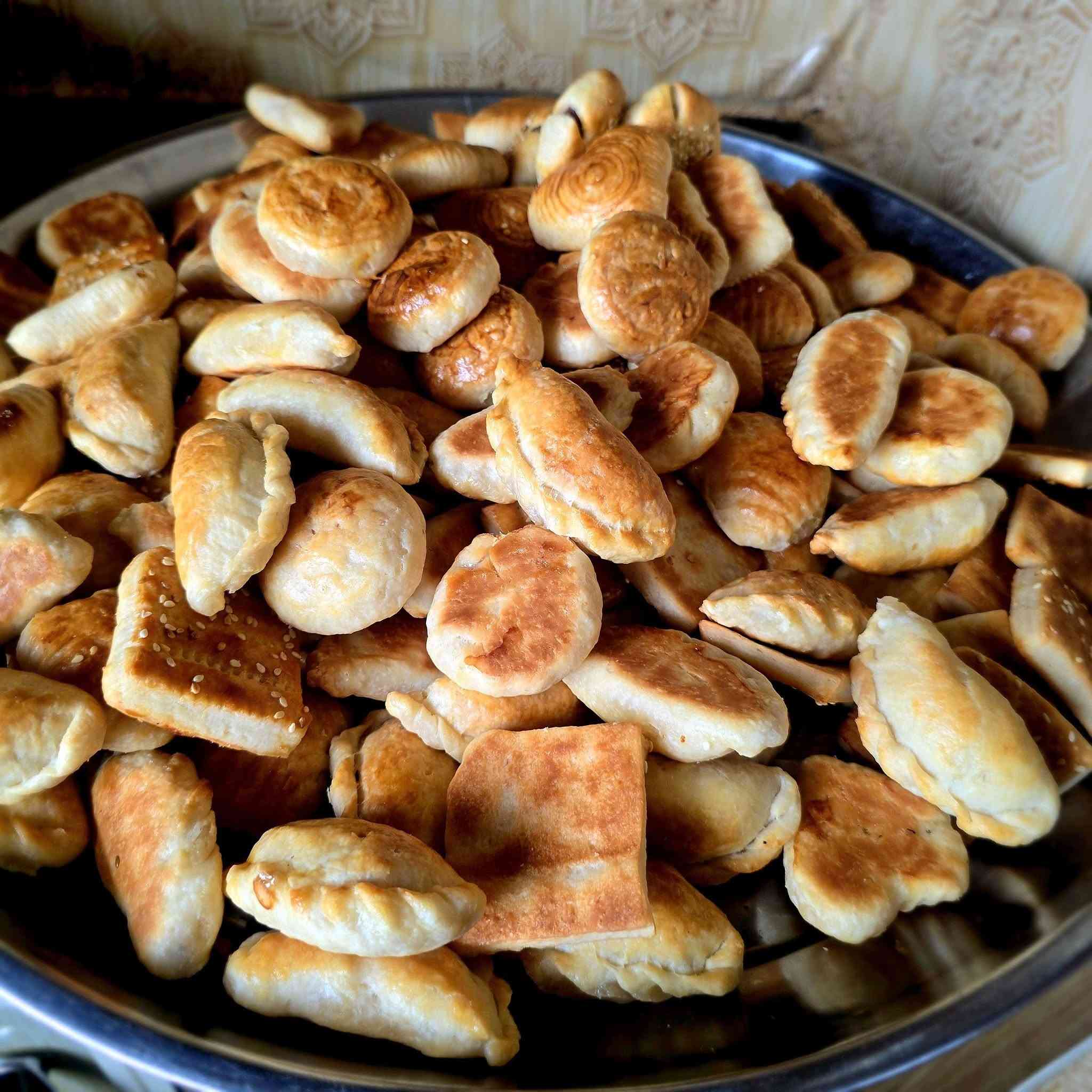 جزء من طلبية اليوم ⚘️⚘️كليجة حسب طلب 🌹🌹
☕️طعم خرافي 🥟كليجة الخفيفية هشة وتذوب بالحلك💐💐💐💐💐💐💐💐حسب طلب لعلم ماعدنا اقل من كيلوين 
الحجز قبل يوم عدنا توصيل داخل طوز خورماتو وجميع محافظات العراق


**إذا كنت صاحب هذا الإعلان وتريد حذفه لأي سبب، رجاءا أرسل رسالة إلى الدعم الفني**