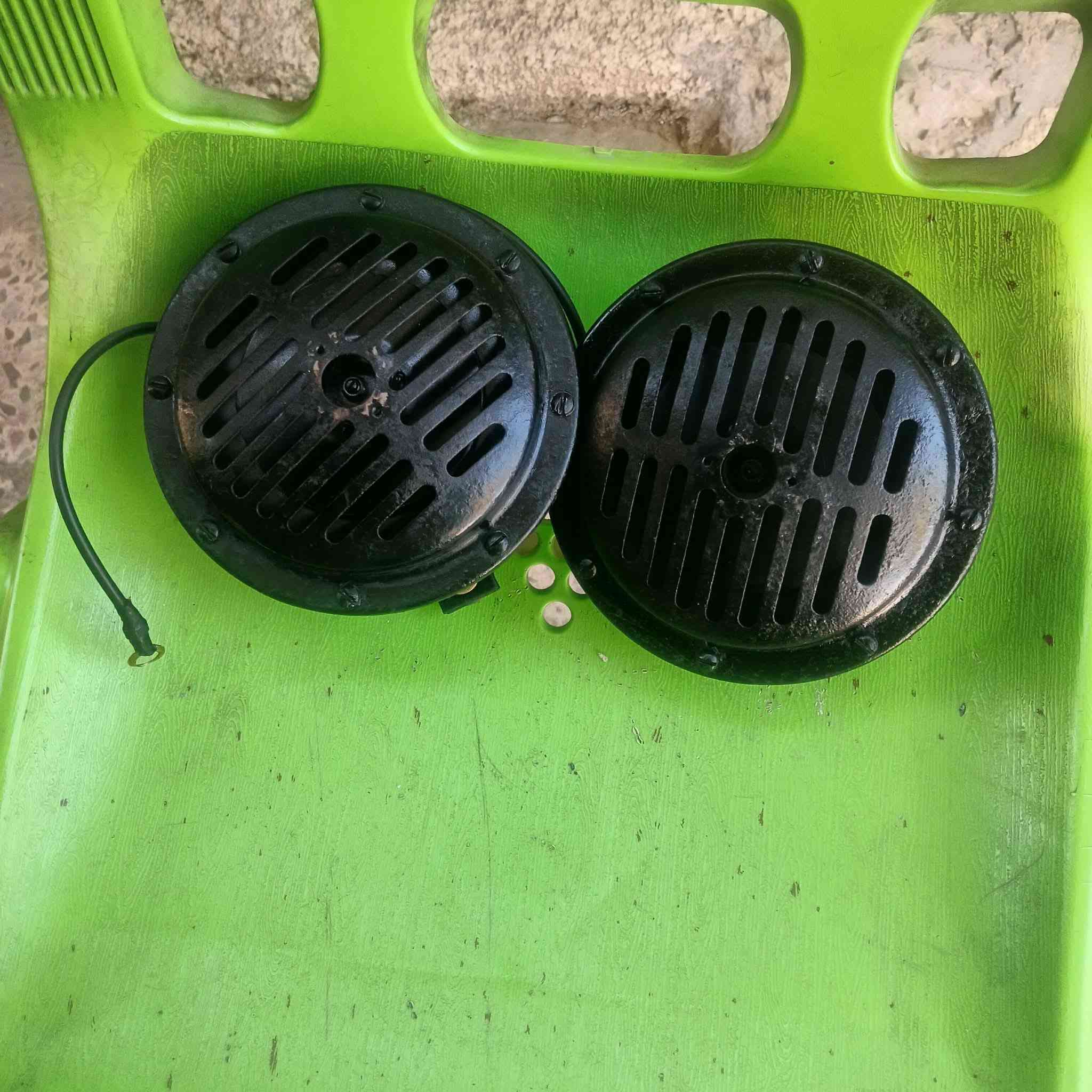 سلام عليكم هورن بوش عنجه بلادي مكفول السعر ٤٥٠ البياع الشهداء ***********
