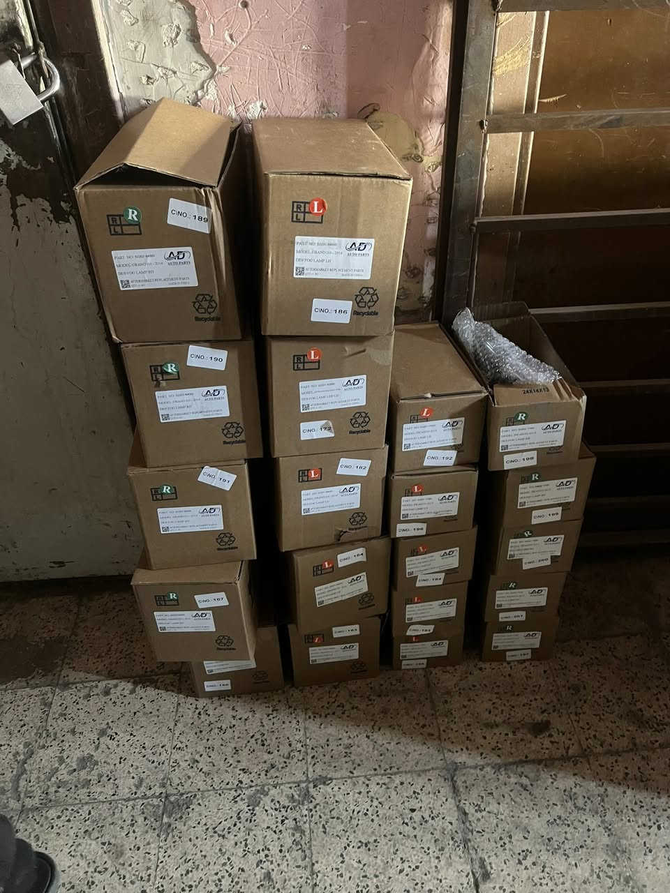 وصول لايتات. خليجي 
بيكانتو 2015
هونداي i10  كراند 
هونداي i10  عادي2015 
هونداي i10 2024 
بدنات بيكانتو. 
بدنات هونداي i10 
بلوجكترات. بيكانتو. 
هونداي i10  
للاستفسار *********** واتساب 
يوجد توصيل جميع المحافظات
